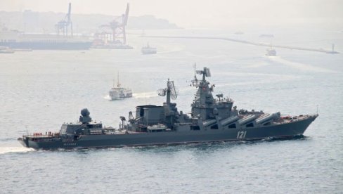 NATO BRODOVI UPLOVILI U CRNO MORE: Ruska flota ih prati