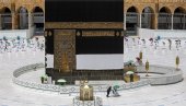 CRNI KAMEN IZ MEKE: Prvi put objavljene slike visoke rezolucije velike svetinje islama (FOTO)