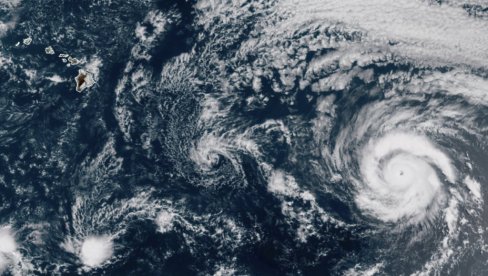 IŠČEKUJE SE URAGAN NA FLORIDI: Proglašena vanredna situacija - očekuje se oluja, vetar 120 km na sat