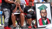 ODUSTAO I TREĆI TUŽILAC: Bez optužnice policajcu koji je ubio afroameričkog tinejdžera