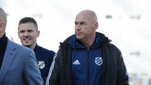 U NOVOM BROJU TIPA: Crno-beli protiv tradicije