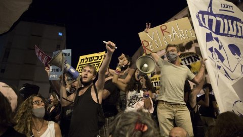 ХИЉАДЕ ЉУДИ УСТАЛЕ ПРОТИВ НЕТАНИЈАХУА: Највећи протести у Израелу у последњих неколико година - народ тражи његову оставку (ФОТО/ВИДЕО)