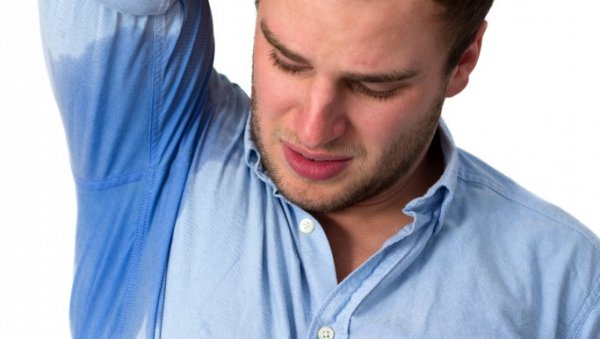 ОД ПРЕКОМЕРНОГ ЗНОЈЕЊА НАСТАЈУ БОЛНИ ЧВОРИЋИ: Код жена ова упала се чешће развија у пазушним јамама, а код мушкараца у аногениталном делу