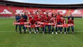 BUDUĆNOST ZVEZDE: Crveno-beli potpisali ugovore sa 17 mladih fudbalera