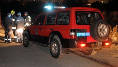 ТЕЖАК УДЕС У БУЛЕВАРУ ОСЛОБОЂЕЊА: Ауто ударио у бандеру и запалио се, возач погинуо, саобраћај блокиран (ФОТО)