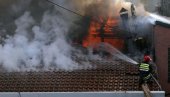 НЕСТАЛА У ПЛАМЕНУ ЗА ПОЛА САТА: Изгорела кућа у центру Прокупља