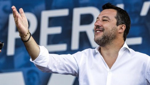 RIČARD GIR SVEDOK: Suđenje Mateu Salviniju zbog blokade migrantskog broda