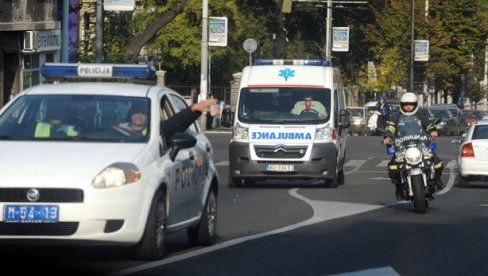 TEŽAK UDES KOD SREMSKIH KARLOVACA: Jedan muškarac poginuo, jedan povređen u sudaru autobusa i kamiona