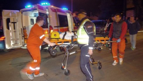 TEŠKA NESREĆA U BEOGRADU: Motociklista poginuo nakon što je udario u zaštitnu ogradu na auto-putu