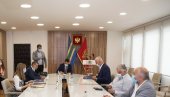 IZ BARA PREMA ALBANIJI MODERNOM SAOBRAĆAJNICOM: Potpisan sporazum za rekonstrukciju regionalnog puta, žile kuckavice Mrkojevića
