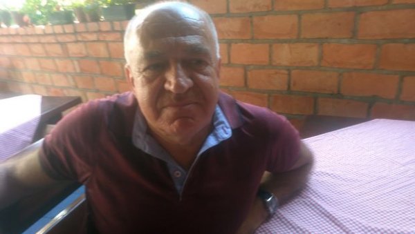 ПЕНЗИОНИСАО СЕ, АЛИ НАСТАВИО ДА РАДИ: Он је доктор из Лознице, а прича о њему ће вас одушевити