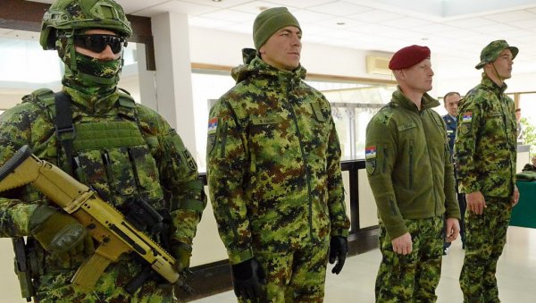 ПРАКТИЧНЕ И ИЗДРЖЉИВЕ: Савремене униформе припадника Војске Србије