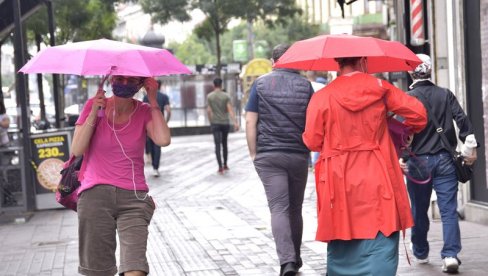 РХМЗ ИЗДАО ХИТНА УПОЗОРЕЊА: Над Србијом се боре киша, град и тропске врућине (ФОТО)