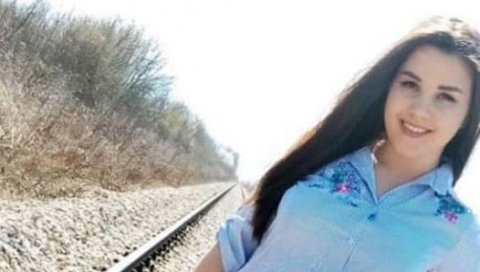 ИЗРАЂУЈУ ПЕРИКЕ - ВРАЋАЈУ ОСМЕХ: Пројекат Да моја коса буде твоја за децу оболелу од карцинома