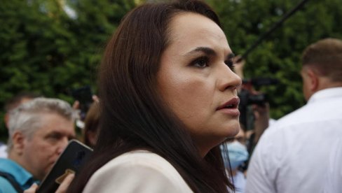 LUKAŠENKOVA PROTIVNICA POBEGLA IZ STANA: Tihanovska na nepoznatoj lokaciji, ipak je stigla da glasa na izborima