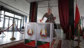 ЗАТВОРЕНА БИРАЛИШТА У БЕЛОРУСИЈИ: Анкете прогнозирају - Лукашенко побеђује са 80 одсто