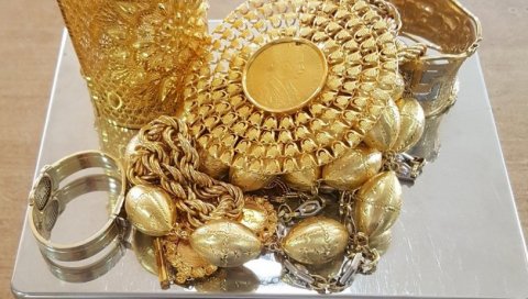ЗАПЛЕНА ЗЛАТА: “Пали” Бугари са око око 800 гр златног накита, вредног милион динара