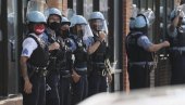 KRVAVA NOĆ U ČIKAGU: U velikim neredima uhapšeno više od 100 ljudi, povređeno 13 policajaca