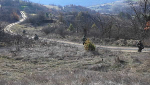 ИНЦИДЕНТ У КОПНЕНОЈ ЗОНИ БЕЗБЕДНОСТИ: Испаљени хици пред припадницима Војске Срибје, крадљивци се одмах дали у бег