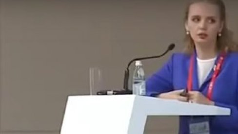 PLAVOKOSA DAMA U ŽIŽI JAVNOSTI: Evo ko je Putinova ćerka koja je na sebi testirala vakcinu protiv korone (VIDEO)