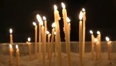 АФЕРА У ЛОЗНИЦИ: Свештеник продавао восак од изгорелих свећа и отуђио 250.000 евра?