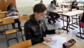 VUKOVCIMA PETODNEVNI ODMOR U TRŠIĆU: Opština Knić nagradila najbolje osnovce i srednjoškolce