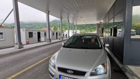 АКО ПУТУЈЕТЕ У ЦРНУ ГОРУ ОБРАТИТЕ ПАЖЊУ: Обуставља се саобраћај на граничним прелазима, а ово је стање на путевима у Србији