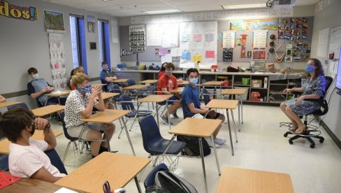 POČETAK ŠKOLE U NEMAČKOJ: Maske i u učionici, 10 normalnih minuta