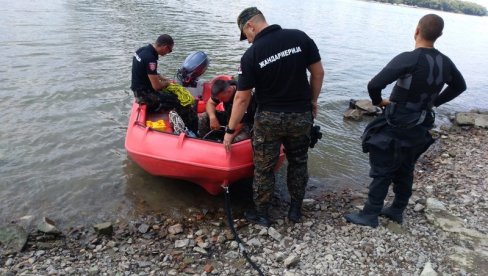 UŽASNA SCENA NA OBALI SAVE: Policija pronašla telo utopljenika u Sremskoj Mitrovici