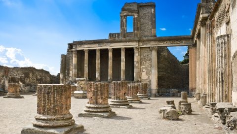 КАКО СУ ЖИВЕЛИ РОБОВИ? Значајно откриће археолога у вили код Помпеја
