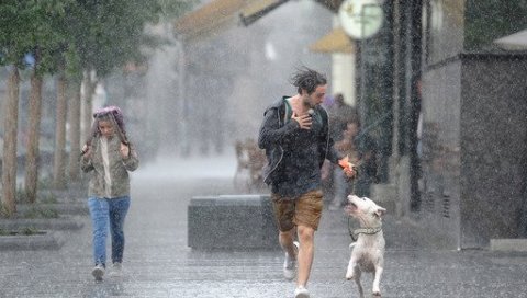 ПРЕТИ НАМ ИЗЛИВАЊЕ РЕКА: РХМЗ издао упозорење, киша ће падати 24 сата, ови делови Србије су на удару