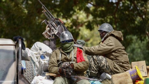 УБИЈЕНА ЧЕТИРИ МИРОВЊАКА УН: Напад на камп мировних снага УН у Малију