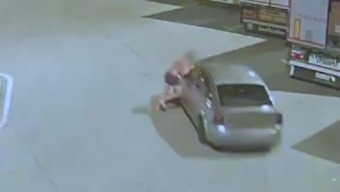 BOSANAC NAPRAVIO HAOS U BARSELONI: Snimile ga kamere, opljačkao čoveka pa se dao u bekstvo (VIDEO)