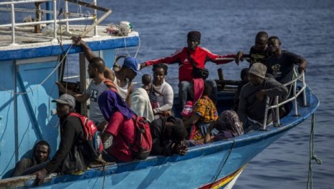 TRAGEDIJA NA MEDITERANU: Udavilo se 34 migranata, spaseno 14, za još oko 100 se traga