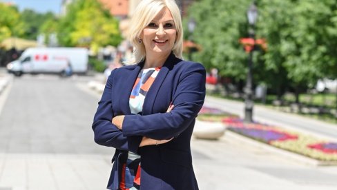 NAKON BAJATOVIĆA PREŠLA NA NJEGA: Mihajlović: Kad neko iz ministarstva pozove, oni histerično spuštaju slušalicu