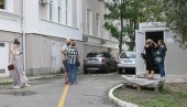 GRAĐANI SE MASOVNO TESTIRAJU: Idu u Crnu Goru, ali i ove zemlje - pogledajte snimak zabeležen ispred KC gde se nalazi kontejner (VIDEO)