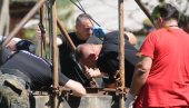 САМОУБИСТВО ИЛИ НЕСРЕЋНИ СЛУЧАЈ? Жандармерија извукла тело из бунара у селу Лазац код Краљева (ФОТО, ВИДЕО)