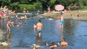 РИБНИЦА – ХИТ ЛЕТА: Све популарнија купалишта на речицама краљевачког краја