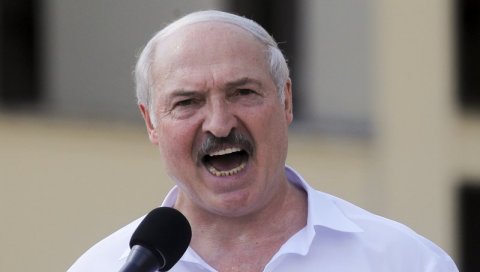 ЈА УОПШТЕ НИСАМ ДИКТАТОР: Лукашенко позвао стране новинаре да му се извине због погрдног назива