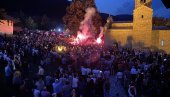 POGLEDAJTE: U Beranama litija posvećena odbrani svetinja, u krsnom hodu do manastira Đurđevi stupovi više od 10.000 ljudi (FOTO+VIDEO)