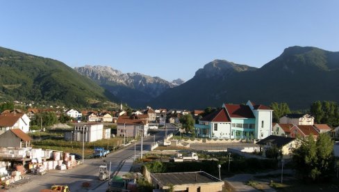 CRNOGORCI SA KOSOVA I METOHIJE: Glas opoziciji na izborima u Crnoj Gori