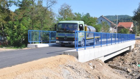 ZAVRŠEN NOVI MOST U SIRČI: Obnova saobraćajne infrastrukture u kraljevačkom kraju