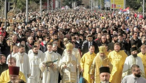 АМФИЛОХИЈЕВ ГЛАС ПОДИЖЕ ОПОЗИЦИЈУ: Позив митрополита црногорско-приморског могао би да буде тас на ваги пред изборе у недељу