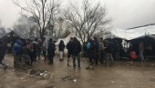TROJE MIGRANATA U PRITVORU: Požar kod kampa na Samosu pod kontrolom