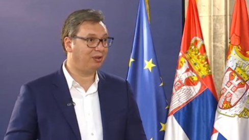 TELEKOM ZA VREME BIVŠE VLASTI FINANSIRAO VELIKOG BRATA: Vučić pokazao milionske ugovore