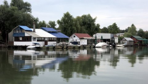 КОРОНА РАЗРАДИЛА СПЛАВОВЕ: Власници пловила у приобаљу река Саве и Дунава ове године солидно зарађују од издавања