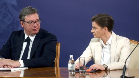 SUTRA 100 DANA VLADE: Na poziv premijerke sednici prisustvuje i predsednik Vučić