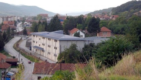 НАСТАВЉА СЕ ВАКЦИНАЦИЈА: Срби са Космета обављају имунизацију у куршумлијском Дому здравља