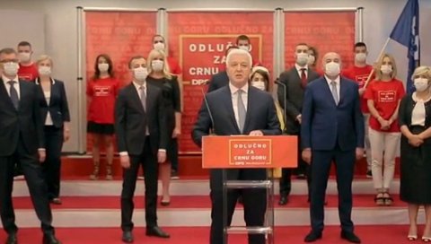 У ЦРНОЈ ГОРИ СВЕ ДРАМАТИЧНИЈЕ: ДПС даје по 200 евра онима који дођу из дијаспоре да гласају, премијер Марковић призива олују за Србе
