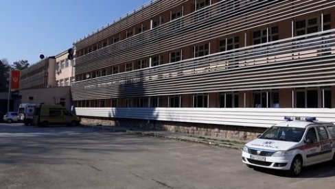 PRETUKLI I OPLJAČKALI STARICU: Razbojništvo u Beranama, povređena žena završila u bolnici